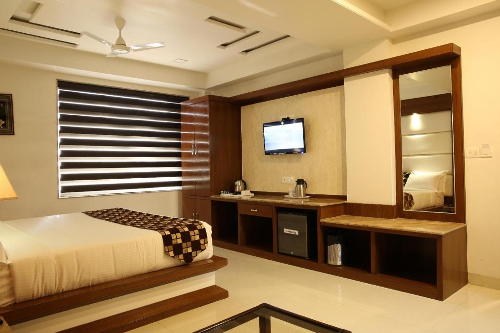 Elite Room